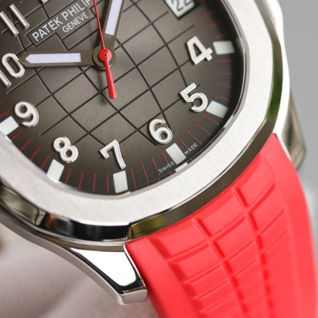 【High-end replica】💰1240! Top replica 💰Private chat! Patek Philippe, replica of AQUANAUT5167, 5168 grenade models. Patek Philippe's "grenade" is the best detoxification solution on the Internet, a new version. Equipped with Patek Philippe 9015 machine-modified Cal.324 self-winding movement, the balance wheel of the movement is in the same position as the original, rubber strap, 316L steel, and sapphire crystal glass! It is designed using the same principle as the genuine Patek Philippe. Experience the best Patek Philippe on the Internet. It is an exquisite work and you can enjoy the luxury. The pictures taken are top replica real shots!
